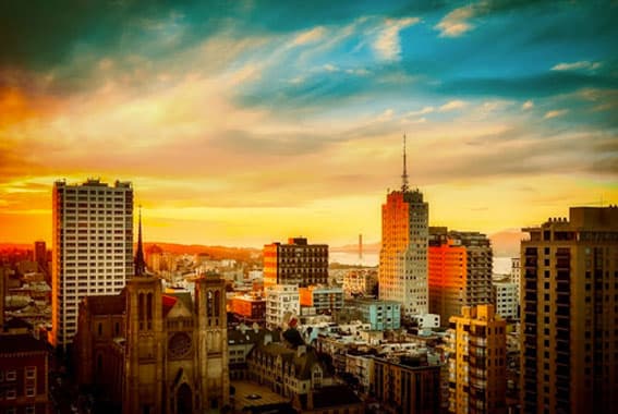 Cidade, representando a expansão da rede por novas praças